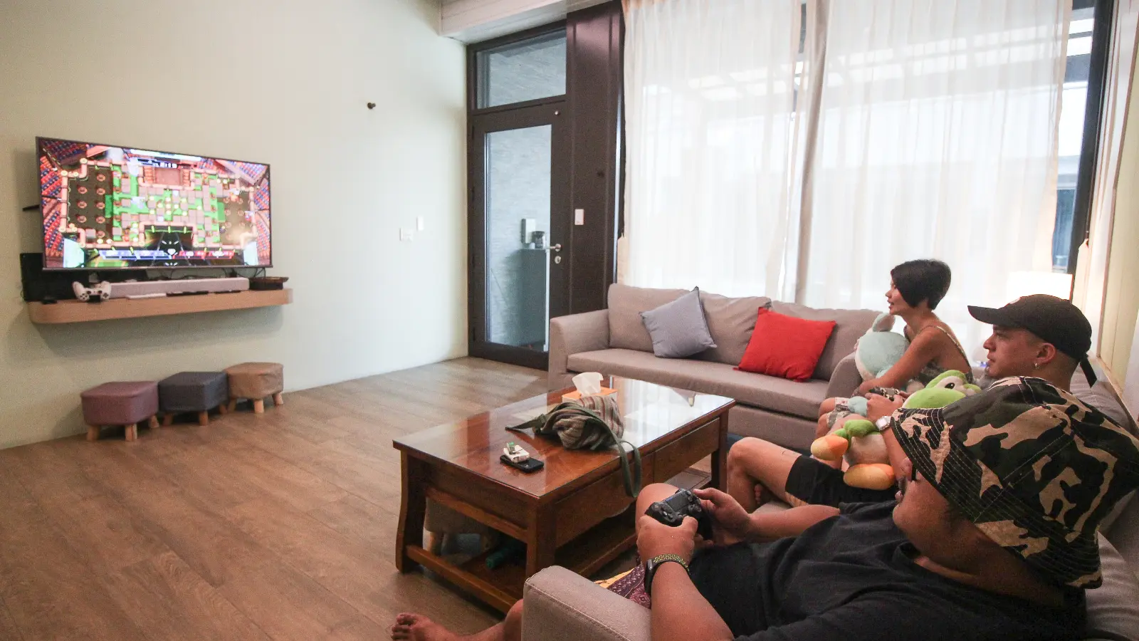 大廳適合大家一起玩PS派對遊戲